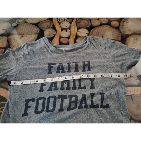 Tim Tebow t-shirt bundle lot faith hope love family football tee v-neck small - Picture 9 of 13